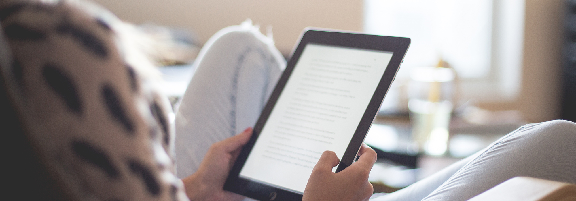 Enkelt og brukervennlig nettbrett for eldre Power.no iPad Pro | Nettbrettet som kan brukes til alt Power.no
